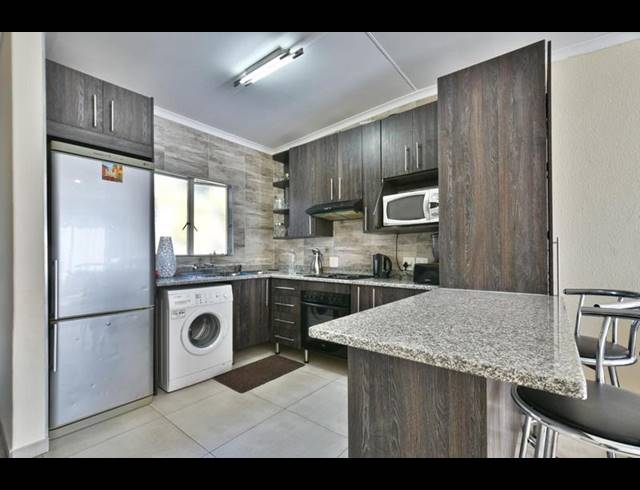 2 BEDROOM APARTMENT FOR SALE IN MULBARTON